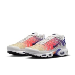 Nike Air Max Plus Paris - Élégance française moderne
