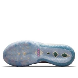 Nike LeBron 18 - Adhérence et Durabilité Renforcées