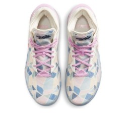 Nike LeBron 18 - Adhérence et Durabilité Renforcées